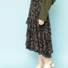 最終値下げ!!花柄ティアードアシメスカートのサムネイル