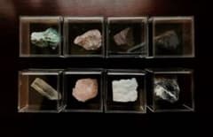 鉱物、その他販売 【V13と【V17】メルカリ便 セリア 鉱物標本コレクション 7種8点セット - メルカリ
