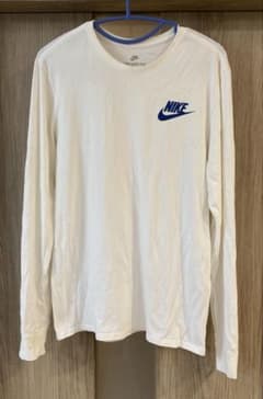 NIKE ロングスリーブTシャツ ホワイト レインボーロゴのサムネイル
