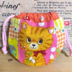 ハンドメイド まるいミニ巾着 (レトロなねこちゃん 花柄 きのこ