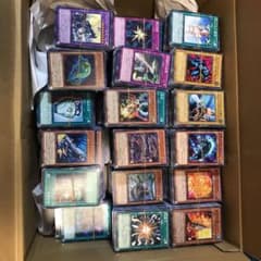 遊戯王　まとめ売り　約9500枚のサムネイル