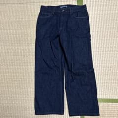 美品JW ANDERSON 濃いブルーのストレートデニム　ジーパン　UNIQLOのサムネイル