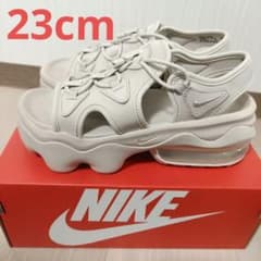 【1回のみ使用・美品】NIKE エアマックス ココ サンダル ベージュ23cmのサムネイル