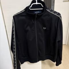 FRED PERRY × Ray BEAMS トラックジャケット ブラック - メルカリ