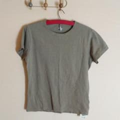 45R  カーキ色　Tシャツのサムネイル