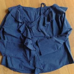 長袖ブラウスのサムネイル