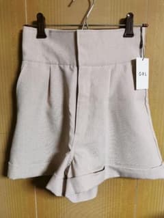ハイウエストショートパンツのサムネイル