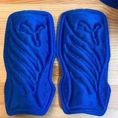 プーマ　すね当て　シンガードのサムネイル