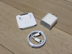 Apple Lightningケーブル・有線イヤホン・充電器セットのサムネイル