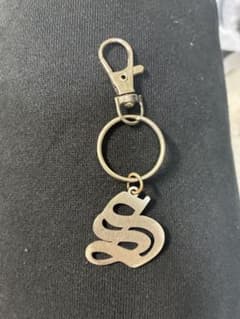 イニシャル S キーホルダー シルバーカラー