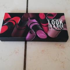 mac  LOOK IN A BOXのサムネイル