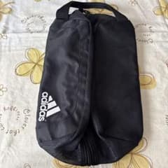 adidas 黒 収納バッグ ジッパー付き　靴袋のサムネイル