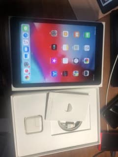 iPad air 16GB Wifiのサムネイル