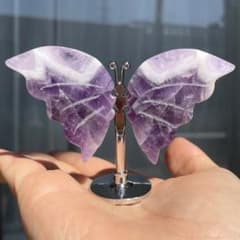 ドリームアメジスト 蝶 層模様が美しい一点もの カービング バタフライ
