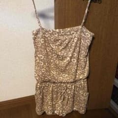 服のサムネイル