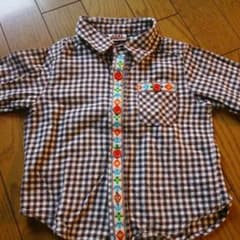 子供のシャツのサムネイル