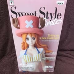 ☆最終値下げ☆ワンピース ナミ フィギュアのサムネイル