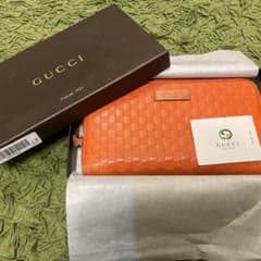 GUCCI オレンジ財布(箱付き）のサムネイル