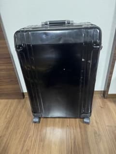 ゼロハリバートン アルミキャリーケース※破損あり（中身は綺麗な状態だと思います） ゼロハリバートン アルミキャリーケース※破損あり（中身は綺麗な状態だ