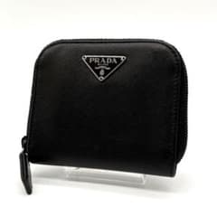 極美品 プラダ ケース 小銭入れ 三角ロゴ サフィアーノ レザー ブラック 極美品 プラダ ケース 小銭入れ 三角ロゴ サフィアーノ レザー