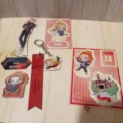ツイステッドワンダーランド ケイト・ダイヤモンド アクリルスタンド 5種セットのサムネイル