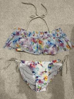 オフショル水着のサムネイル