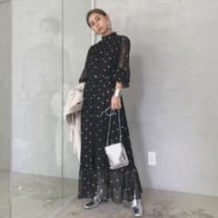 【美品】AMERI ラメジャガードドットワンピース S 美品】AMERI ラメジャガードドットワンピース S - メルカリ