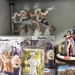 ワンピース フィギュア まとめ売りのサムネイル