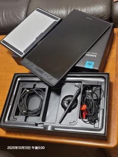 HUION Kamvas Pro 13 GT-133 中古 スタンド付属のサムネイル