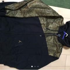JORDAN  パーカー 黒色 XXLのサムネイル