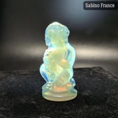 サビノ SABINO オパルセントガラス 子供と花 フィギュリン 高さ5cm