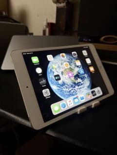 Apple iPad mini 2 本体 A1490のサムネイル