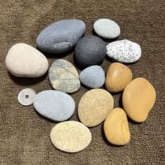 丸みのある天然石 詰め合わせ 園芸のサムネイル