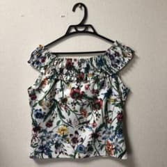 ZARA オフショルのサムネイル