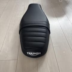 （新品）TRIUMPH SPEED TWIN 900 純正シートのサムネイル