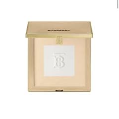 BURBERRY ビヨンドウェアセッティング&リファイニングパウダー01