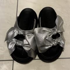 ALAIA サンダル シルバー リボン
