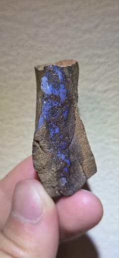 ボルダーオパール 原石 遊色のサムネイル