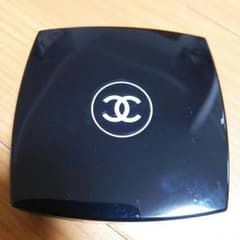 値下げ♪CHANELのブラウン系アイシャドウのサムネイル