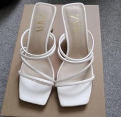 P*様 Zara サンダルのサムネイル