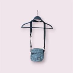FASHION INSTINCT ショルダーポーチ グレーのサムネイル