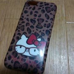ハローキティー iPhone5C ヒョウ柄ケースのサムネイル