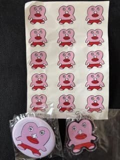 生理ちゃんバッジ・キーホルダーセット　シール付きのサムネイル
