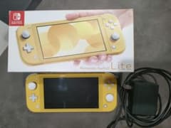 Nintendo Switch Lite イエロー 本体のサムネイル
