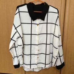 白×黒 トップスのサムネイル