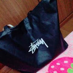 STUSSYのサムネイル