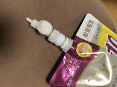 【3個入り】無印良品 吊り下げノズル対応アダプター（LUX詰め替え用）のサムネイル
