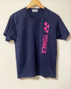 YONEX 吸汗速乾 Tシャツ Lサイズ ネイビー/ピンク YONEX ヨネックス Tシャツ ネイビー S ピンクロゴ【吸汗速乾】 - メルカリ