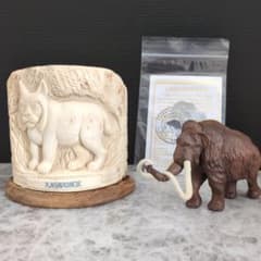 （希少） マンモス牙彫刻 人面犬　 置物 本物保証 ロシア産 マンモス牙 おまけ 希少） マンモス牙彫刻 人面犬 置物 本物保証 ロシア産 マンモス