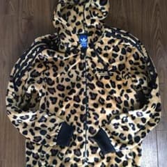 adidasオリジナル ヒョウ柄パーカーのサムネイル